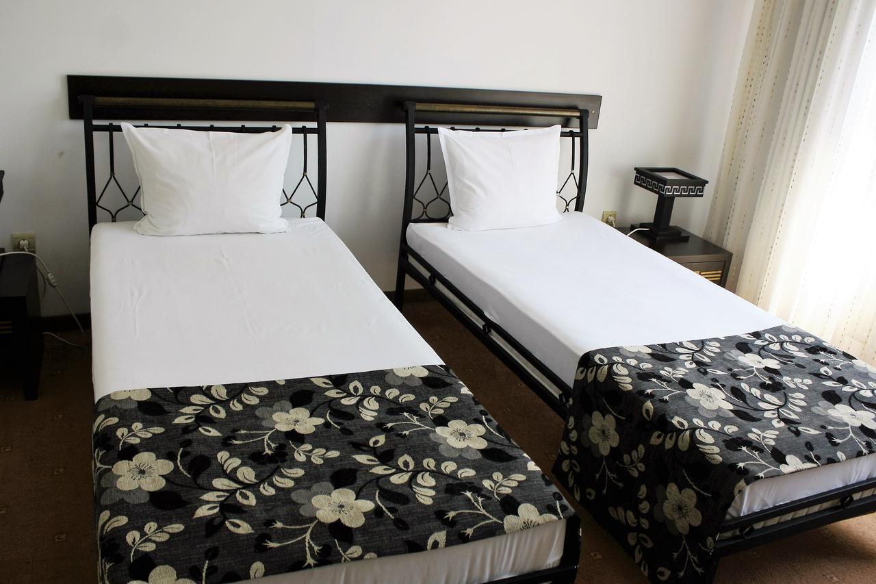 Hotel Villa Verde Гълабово Екстериор снимка