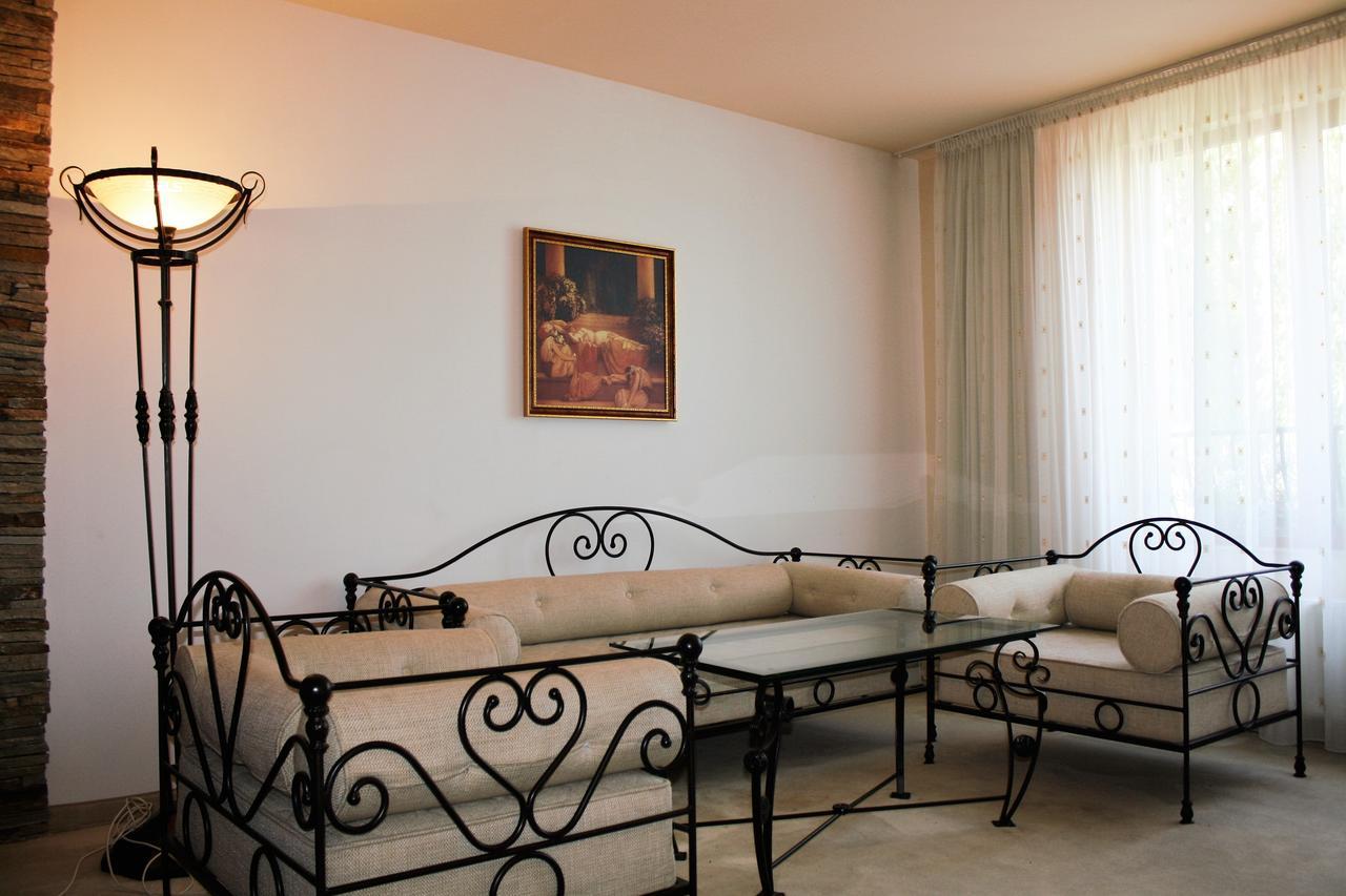 Hotel Villa Verde Гълабово Екстериор снимка